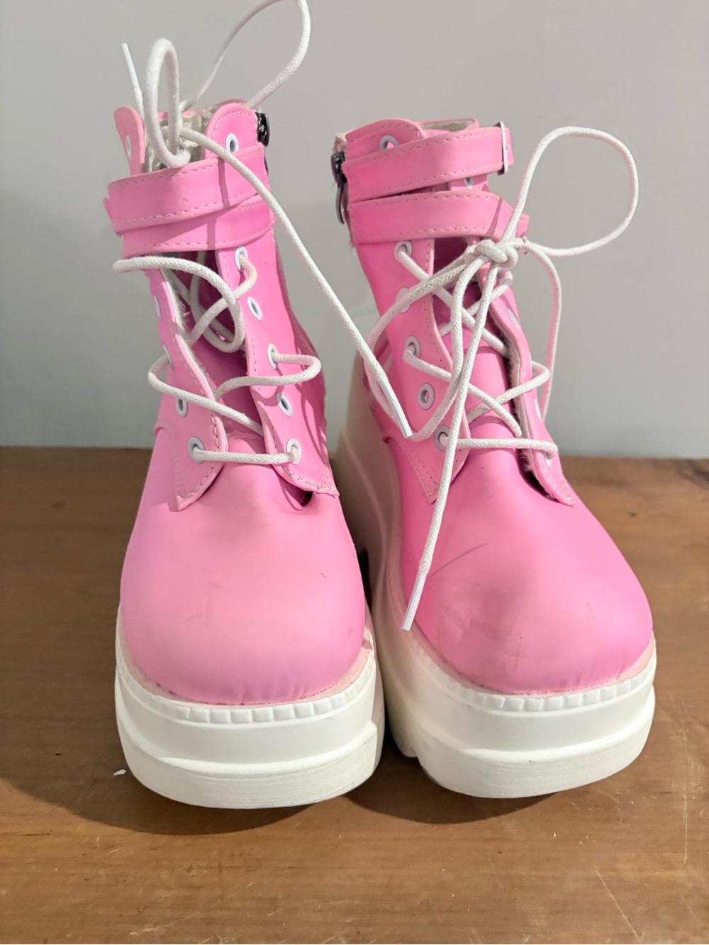 Demonia Cult Pink Platform Lace-Up Women's Boots size5